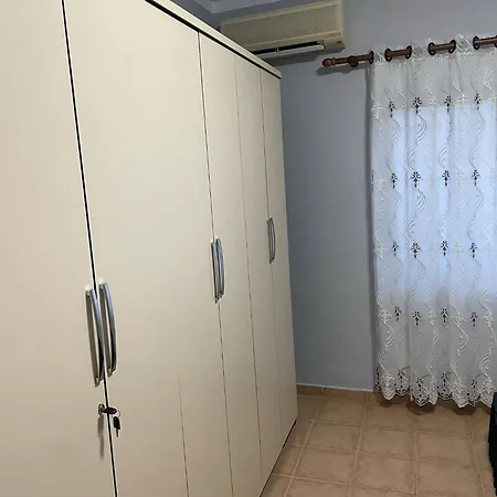 Homes Point Apartamento Golem (Tirana)