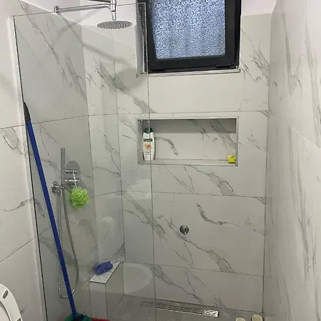 Homes Point Apartamento Golem (Tirana)